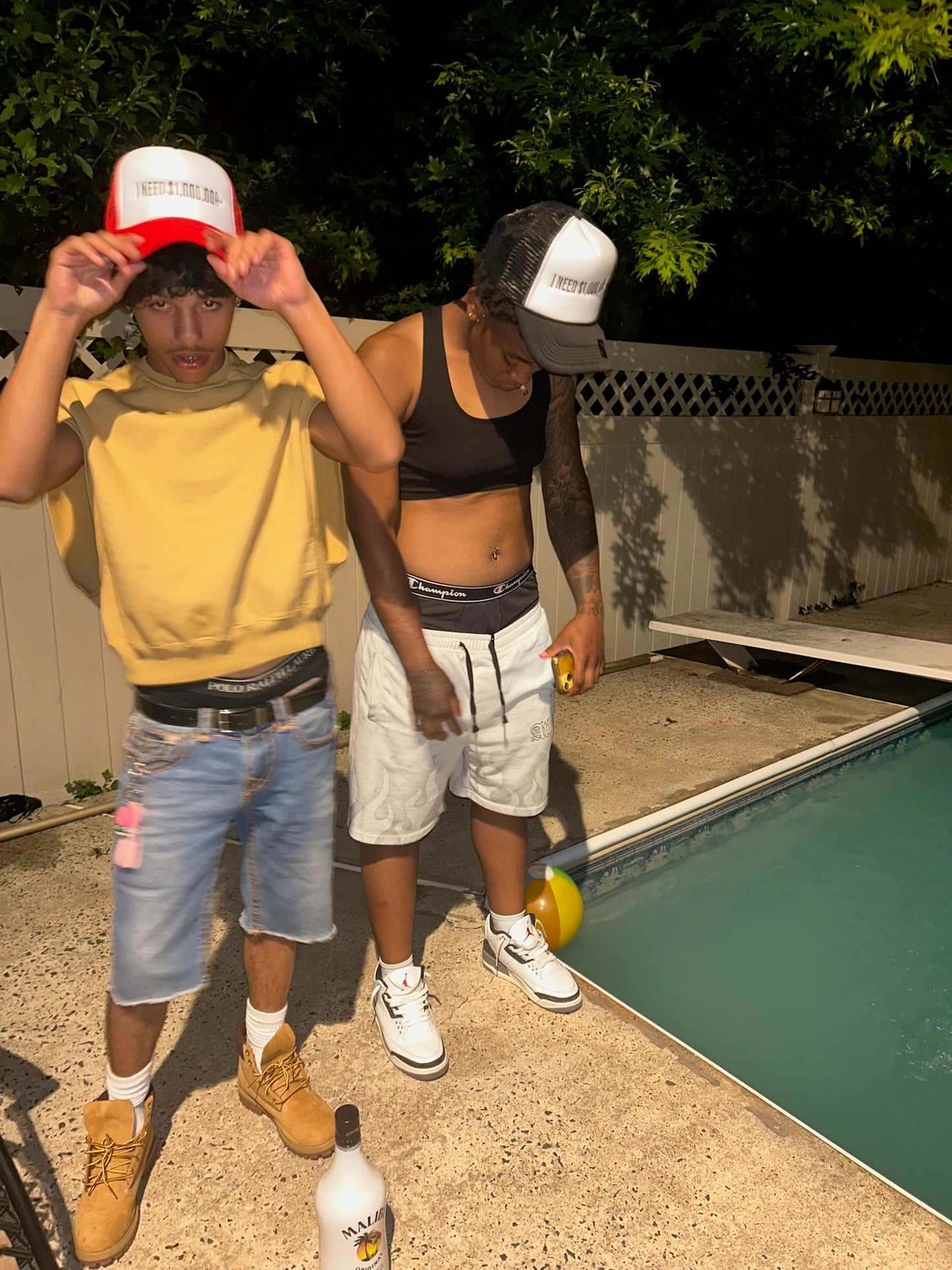 $1,000,000 TRUCKER HATS